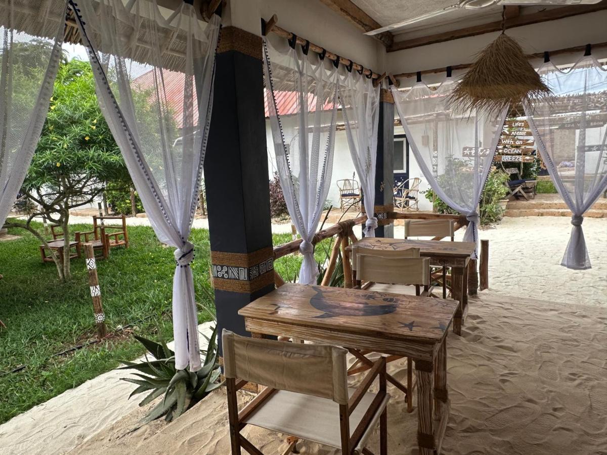 Ocean Breeze Boutique Hotel Nungwi Bagian luar foto