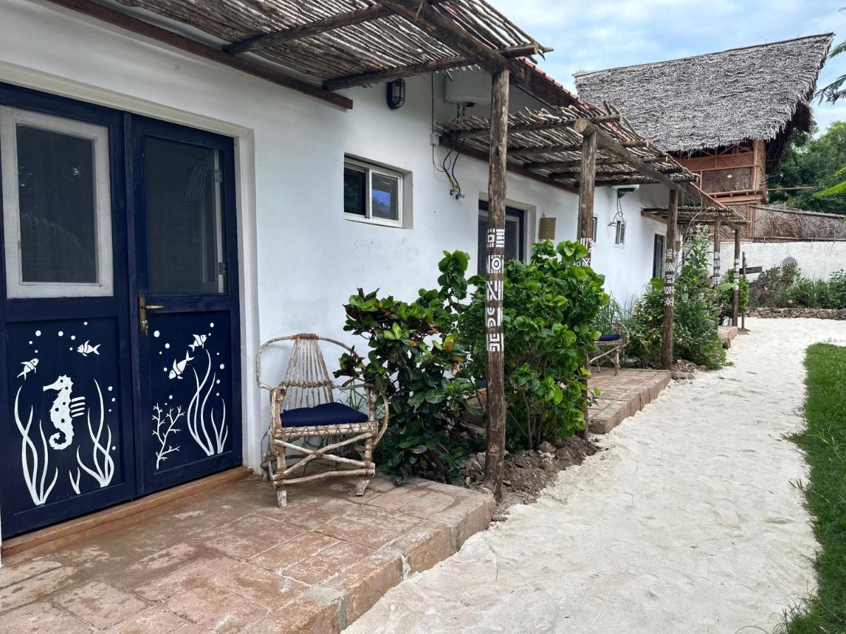 Ocean Breeze Boutique Hotel Nungwi Bagian luar foto