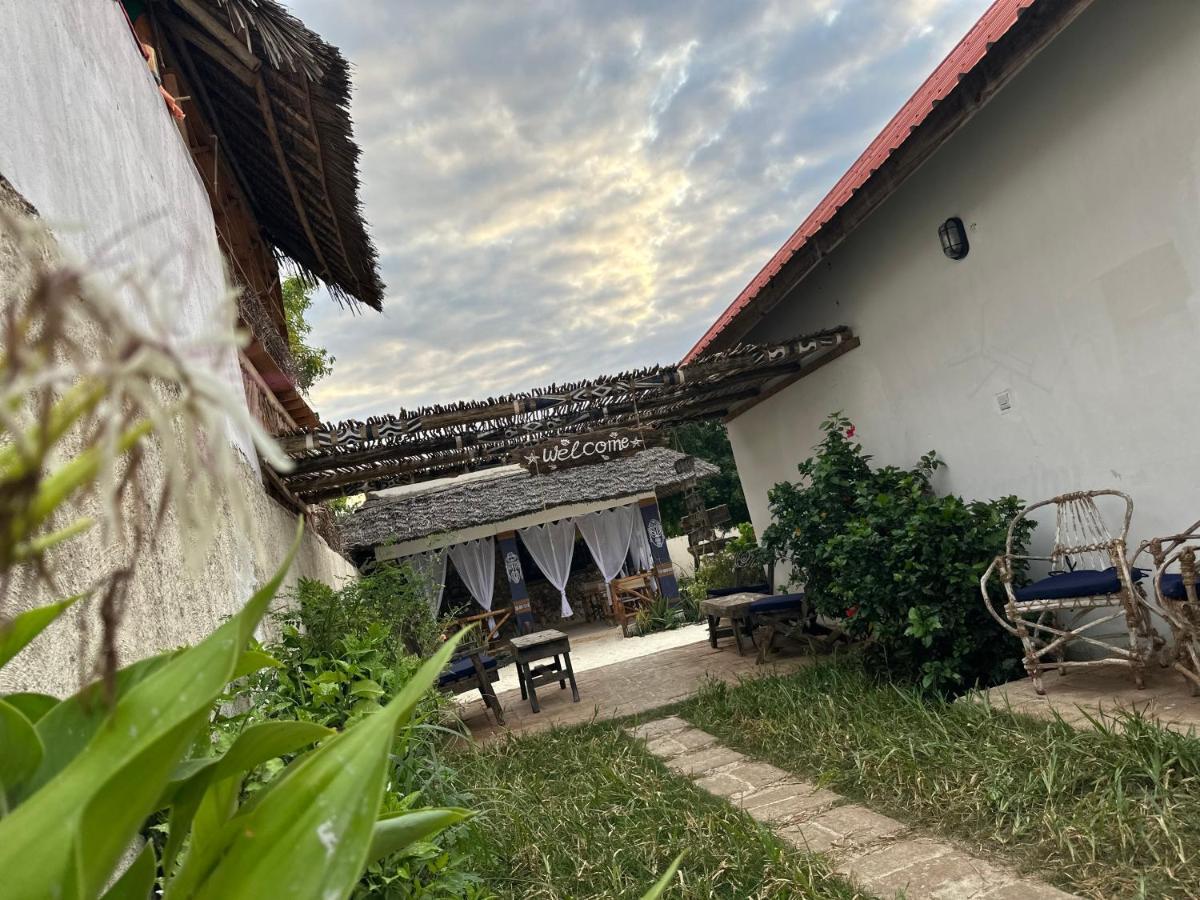 Ocean Breeze Boutique Hotel Nungwi Bagian luar foto
